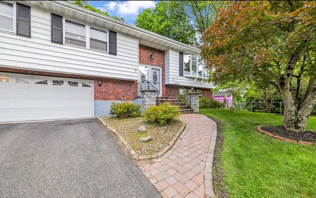 Photo of 7 Gregory Drive