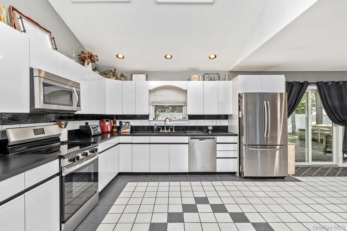 Photo of 21 Aberdeen Drive