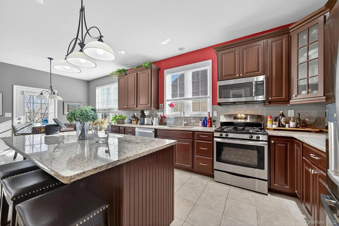 Photo of 21 Cyprus Drive