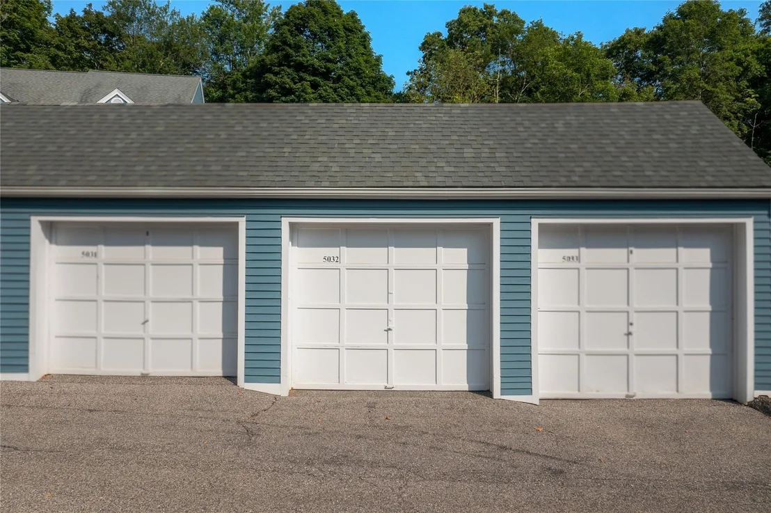 Photo of 1704 Windsor Lane