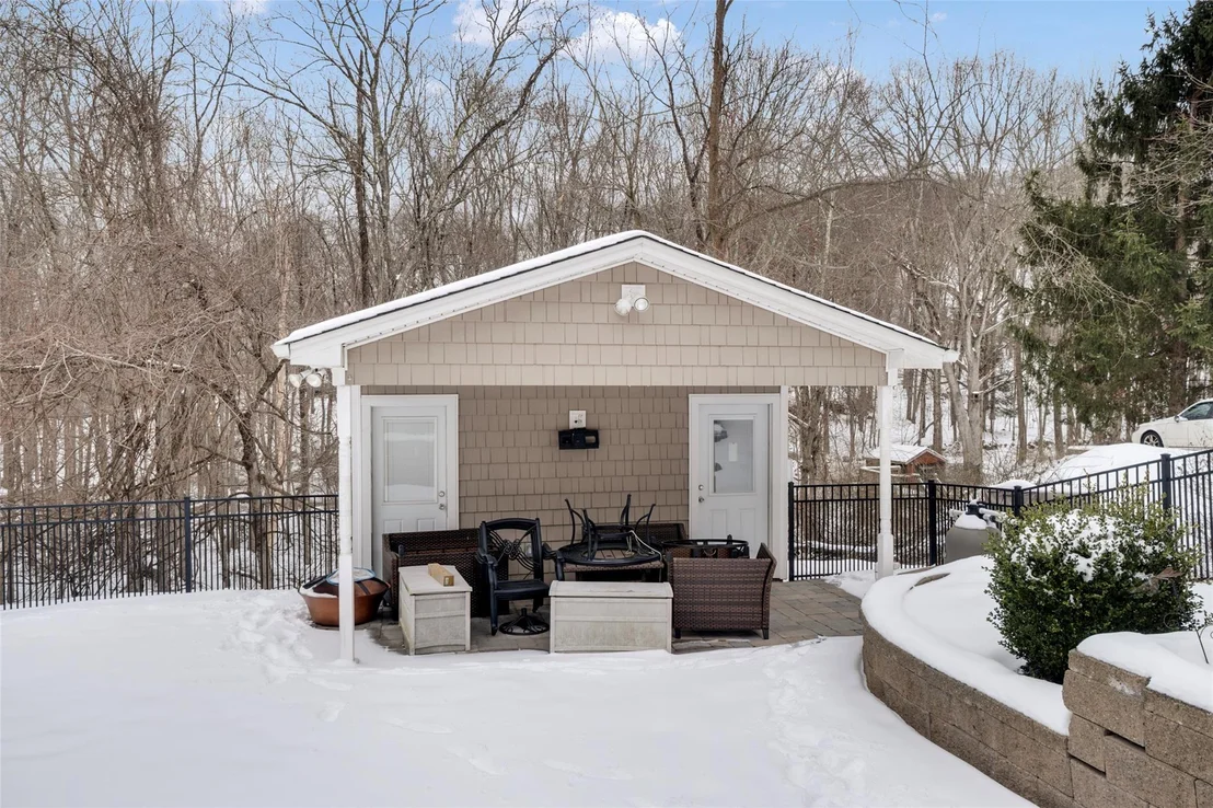 Photo of 44 Farview Road