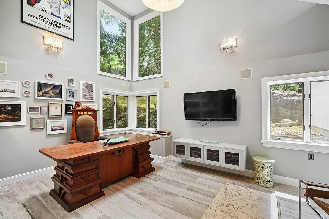 Photo of 85 High Point Road