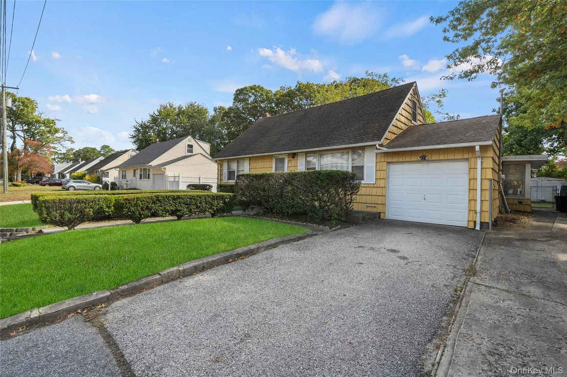 Photo of 32 Phelps Lane