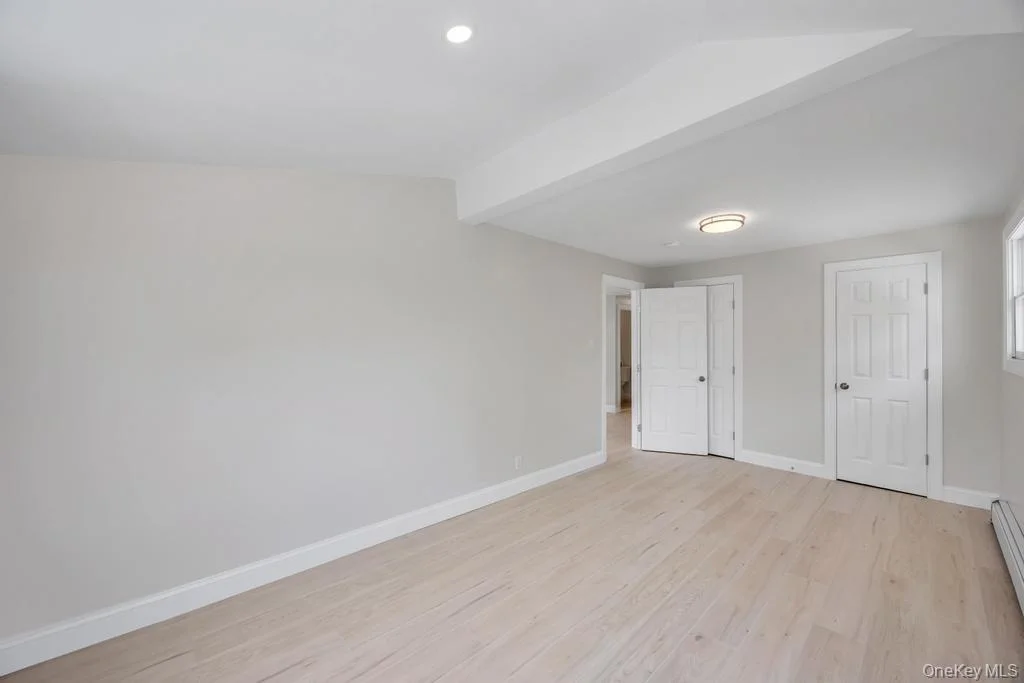 Photo of 18 Islip Drive