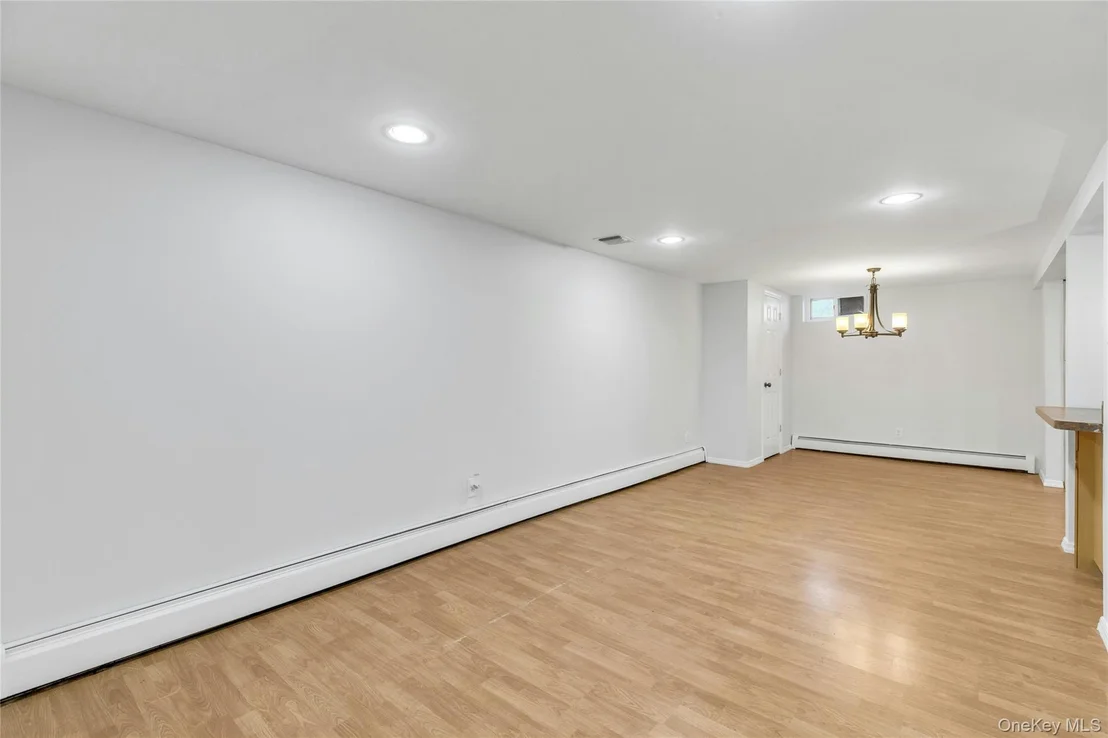 Photo of 183 Division Avenue