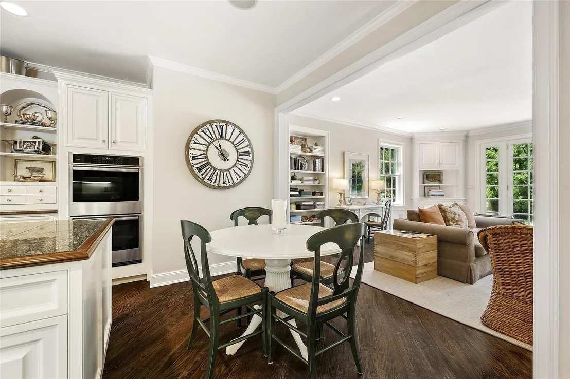 Photo of 325 Highland Road