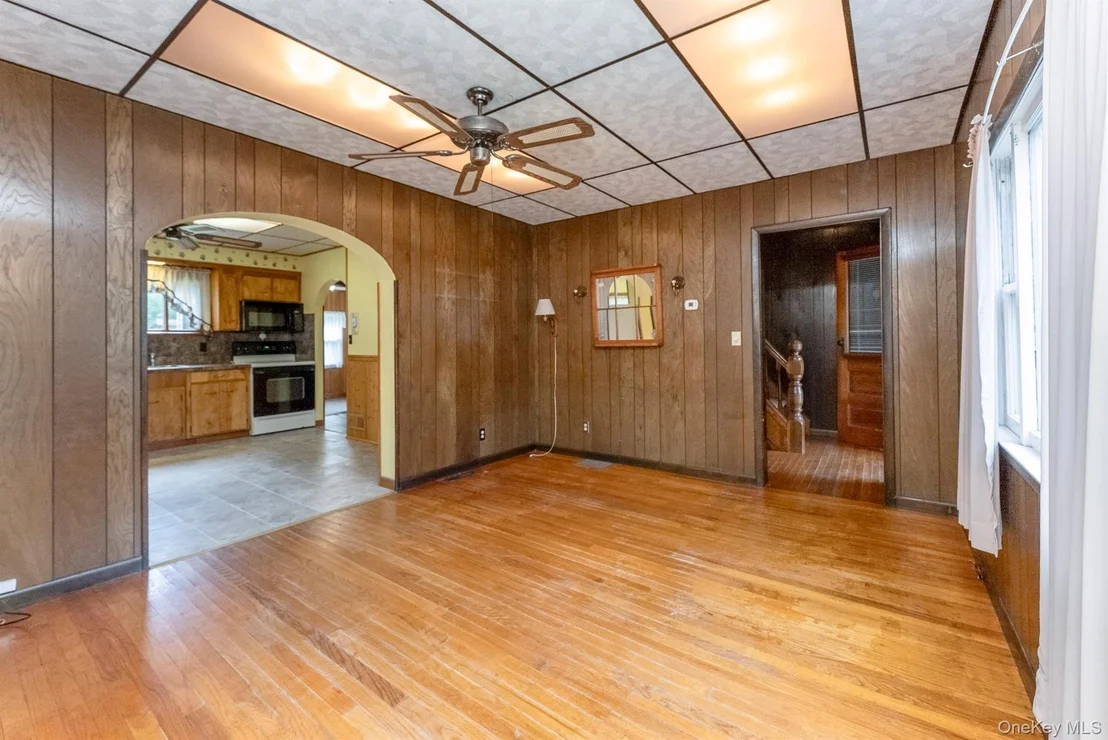 Photo of 23 Maple Street