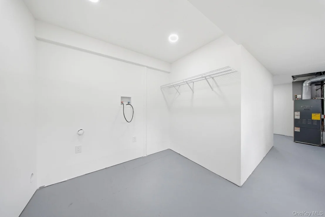 Photo of 225 Upper Road