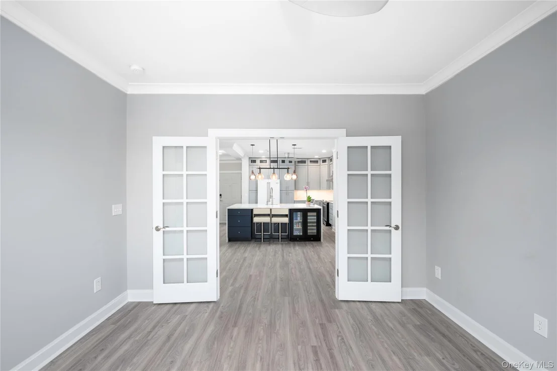 Photo of 326 Regency Drive