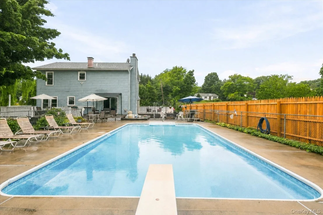 Photo of 2 Summerset Drive