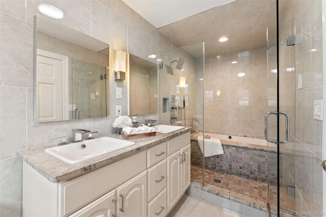 Photo of 10 Cherry Lane