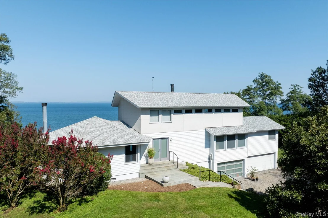 Photo of 900 N View Drive