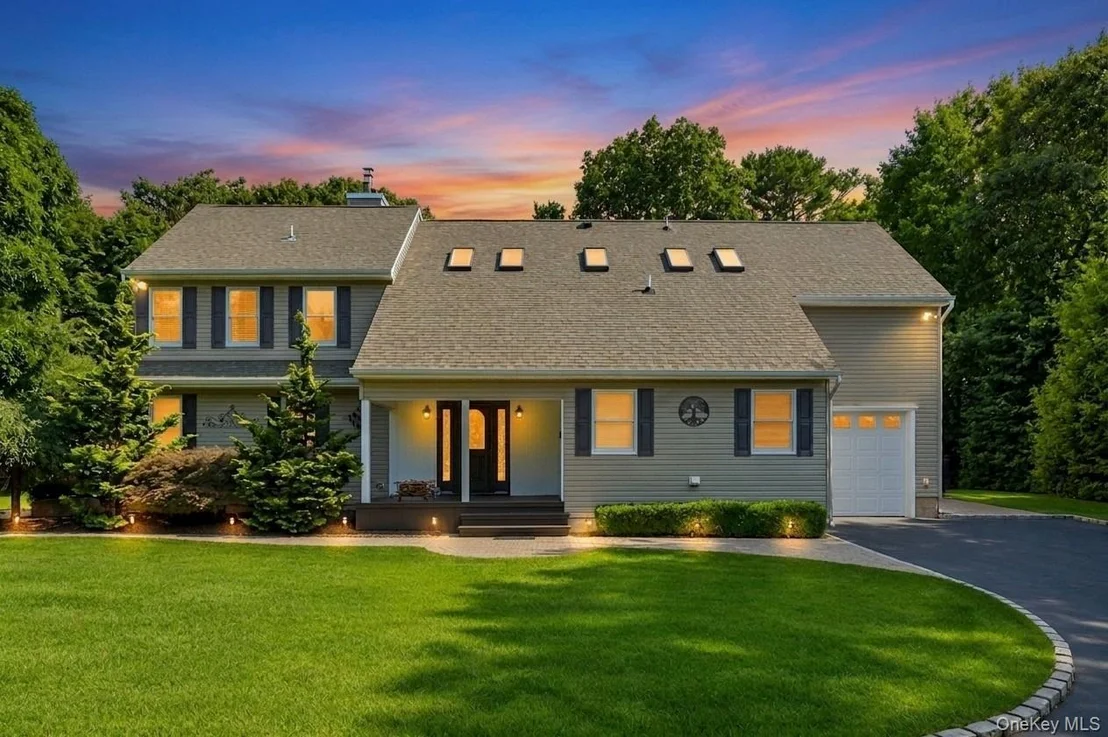 Photo of 98 Echo Avenue