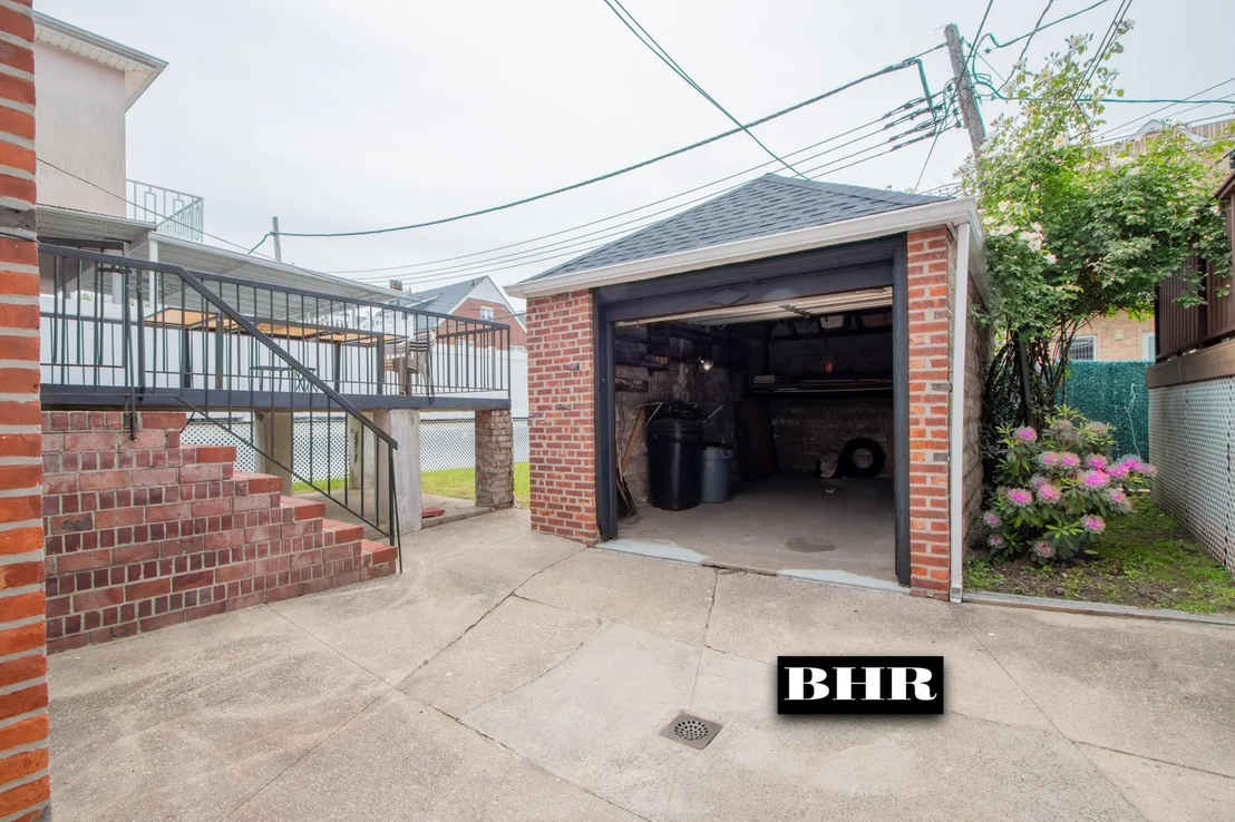 Photo of 4060 Ocean Avenue