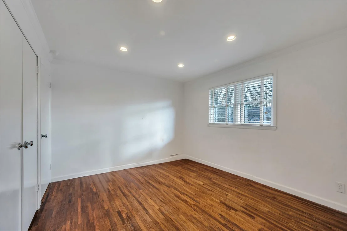 Photo of 76 Hemlock Road