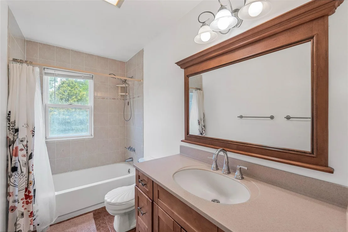 Photo of 5 Cedar Heights Drive