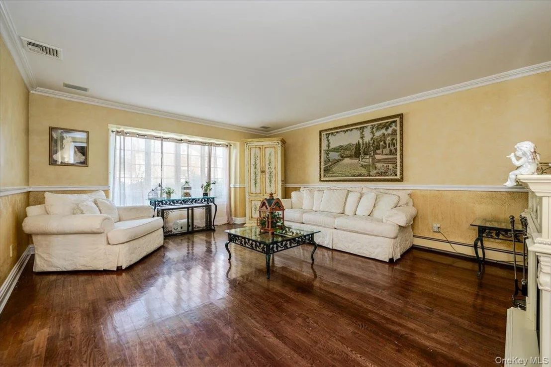 Photo of 150 Harborview Drive