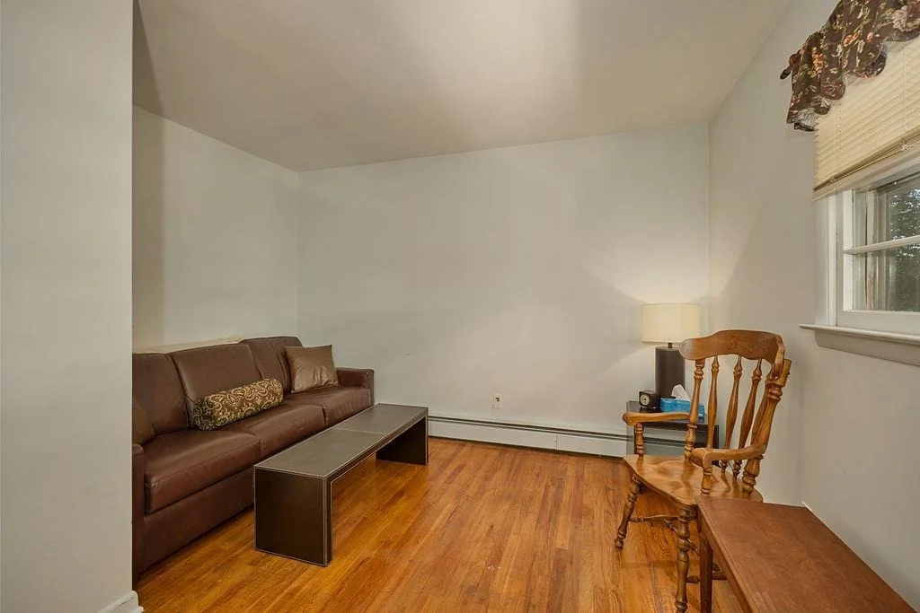 Photo of 152 Bart Drive