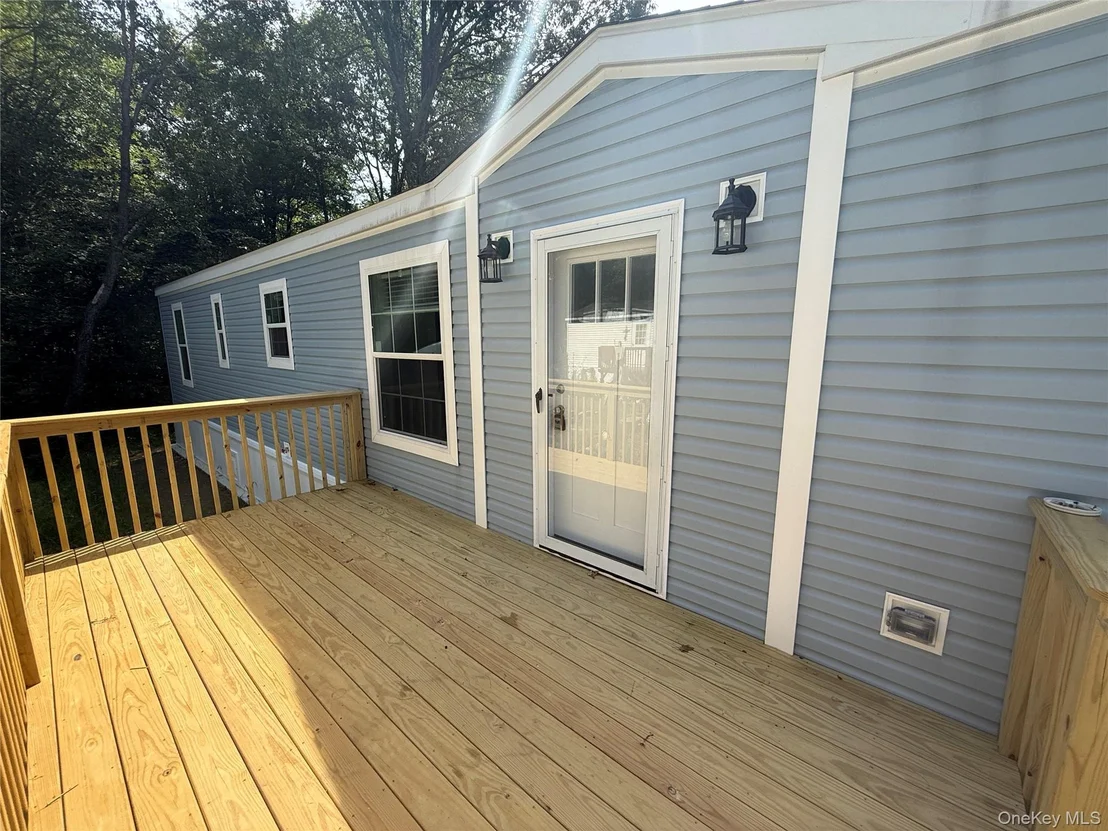 Photo of 117 Forest Park (aka Hubert St)