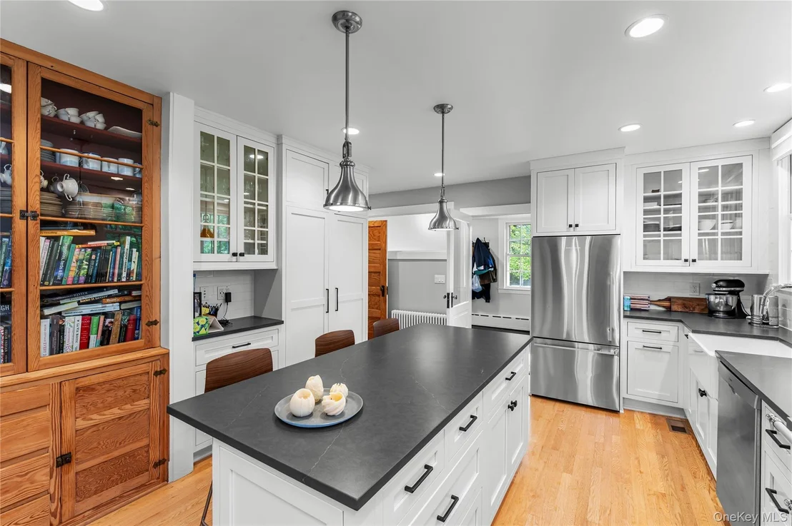 Photo of 129 Highmount Avenue