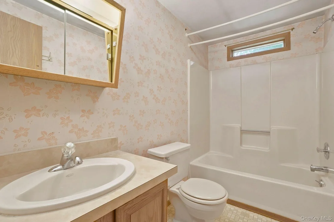 Photo of 86 Spackenkill Road