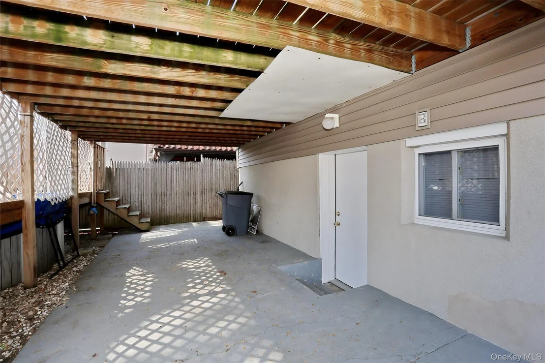 Photo of 721 Vincent Avenue