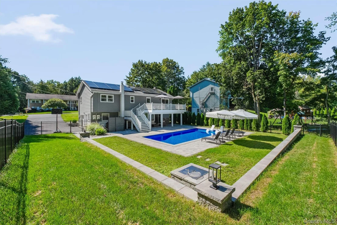 Photo of 13 Slate Hill Drive