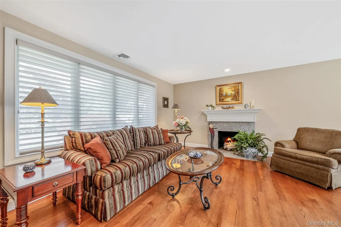Photo of 15 Evergreen Lane