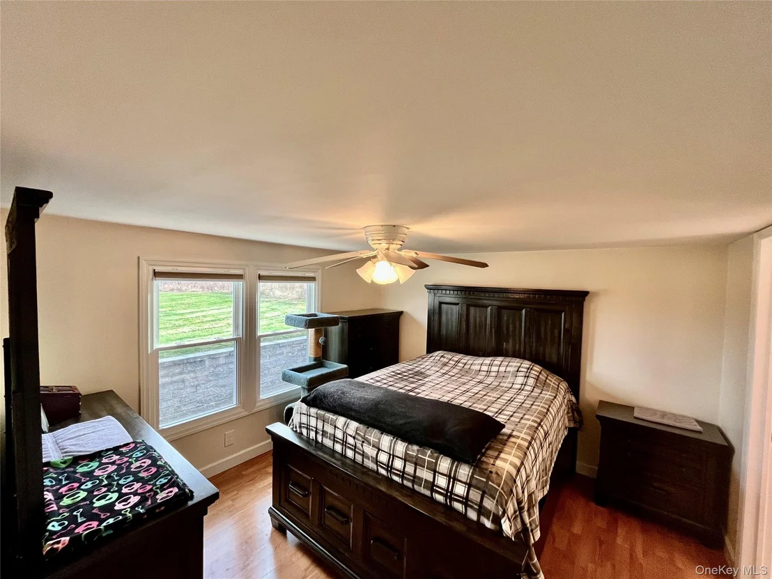 Photo of 529 5th Ave