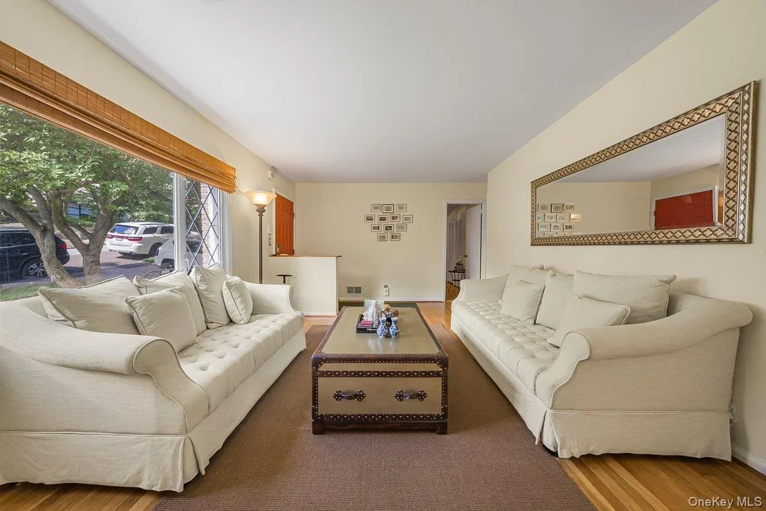 Photo of 104 Lefferts Road