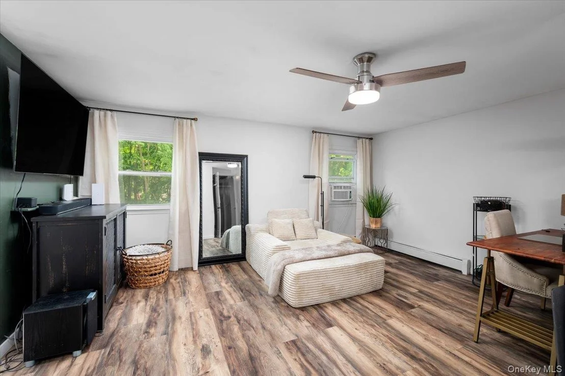 Photo of 13 Jacks Pond Road