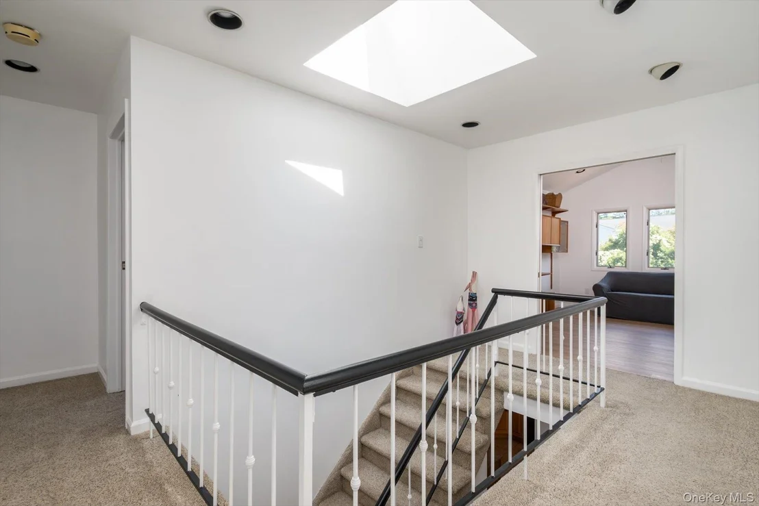 Photo of 27 Bridle Path