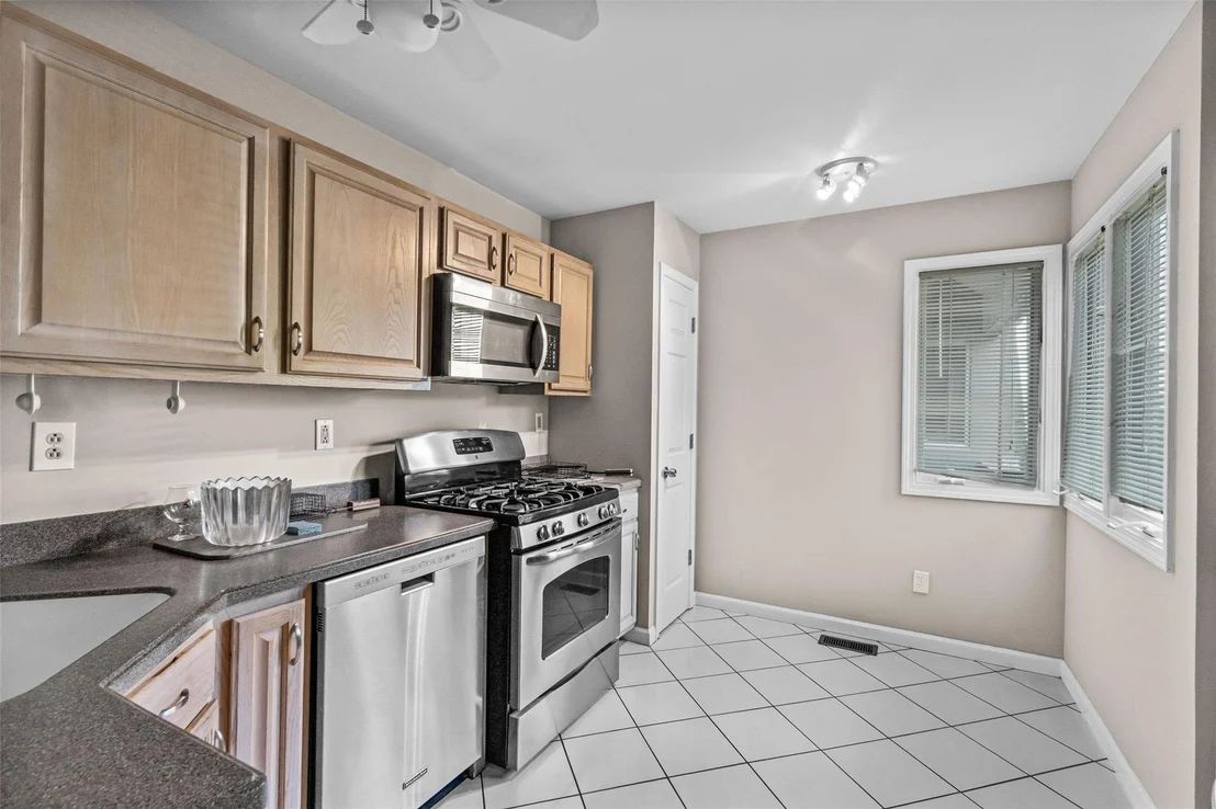 Photo of Unit 5702 at 5702 Manor Drive