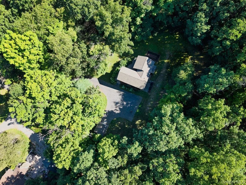 Photo of 10 Dickman Farm Road