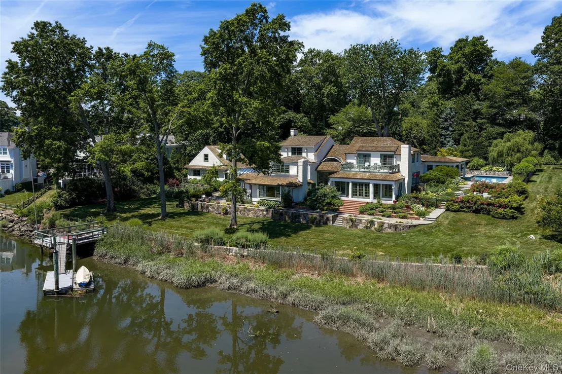 Photo of 87 Hix Avenue