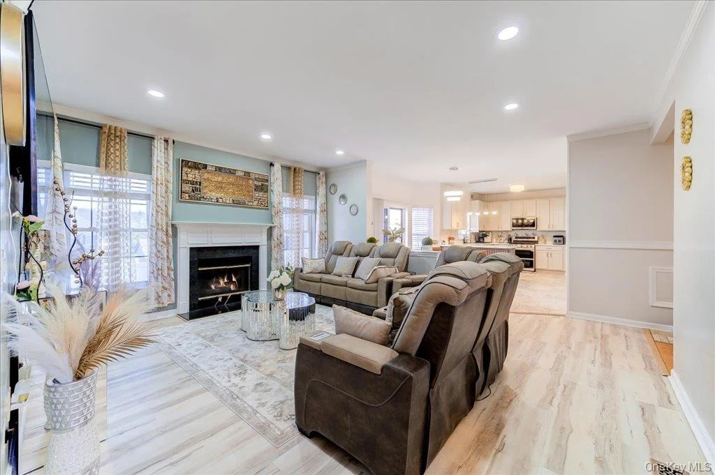 Photo of 2723 Colonial Drive