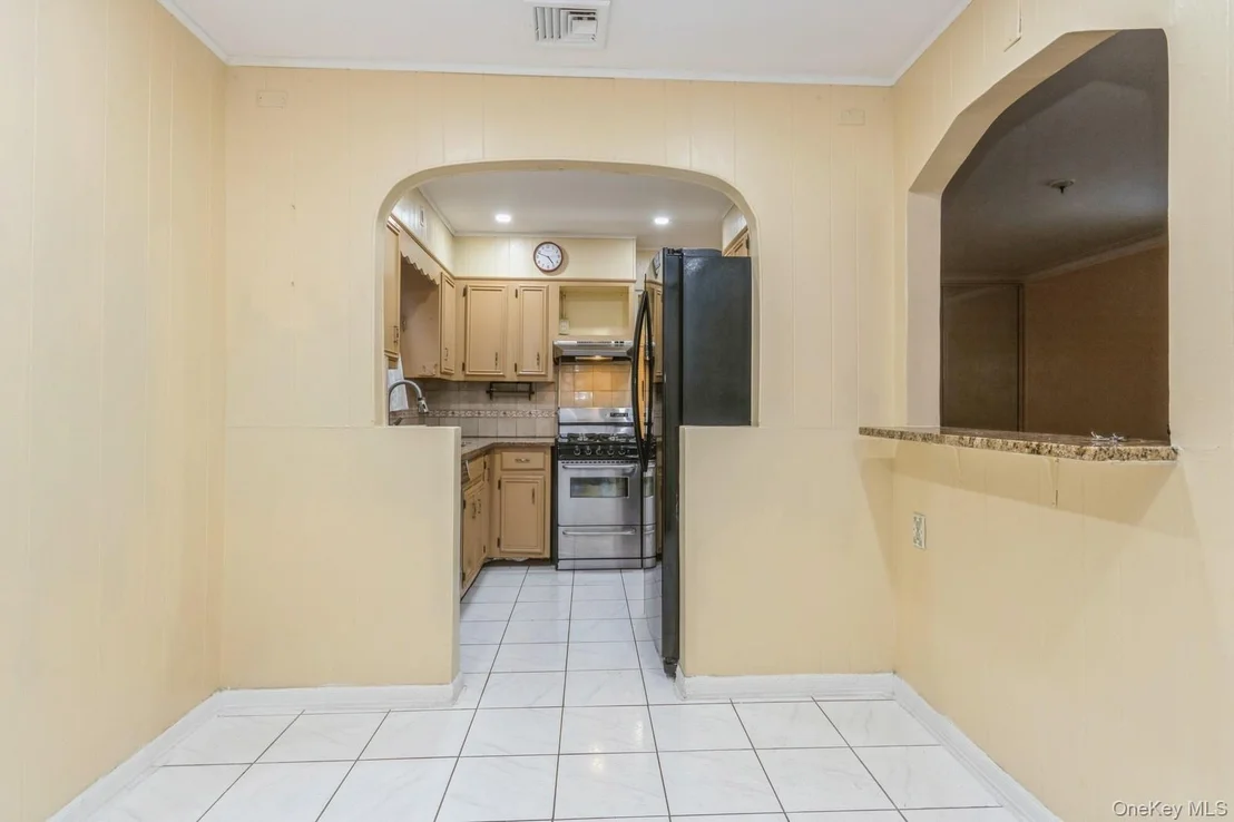 Photo of 4121 Grace Avenue