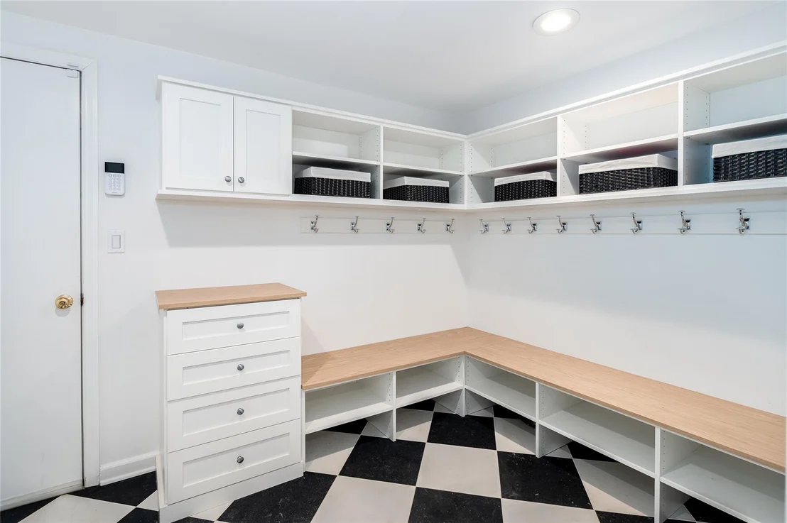 Photo of 2 Cedar Lane