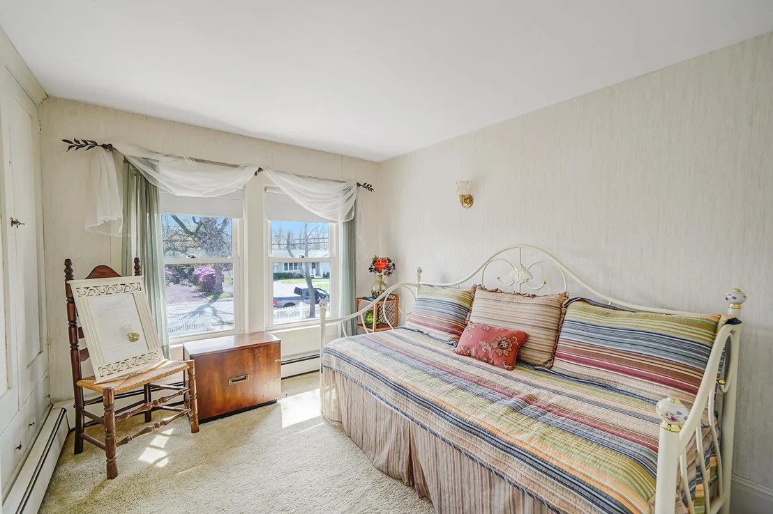 Photo of 279 Sunset Avenue