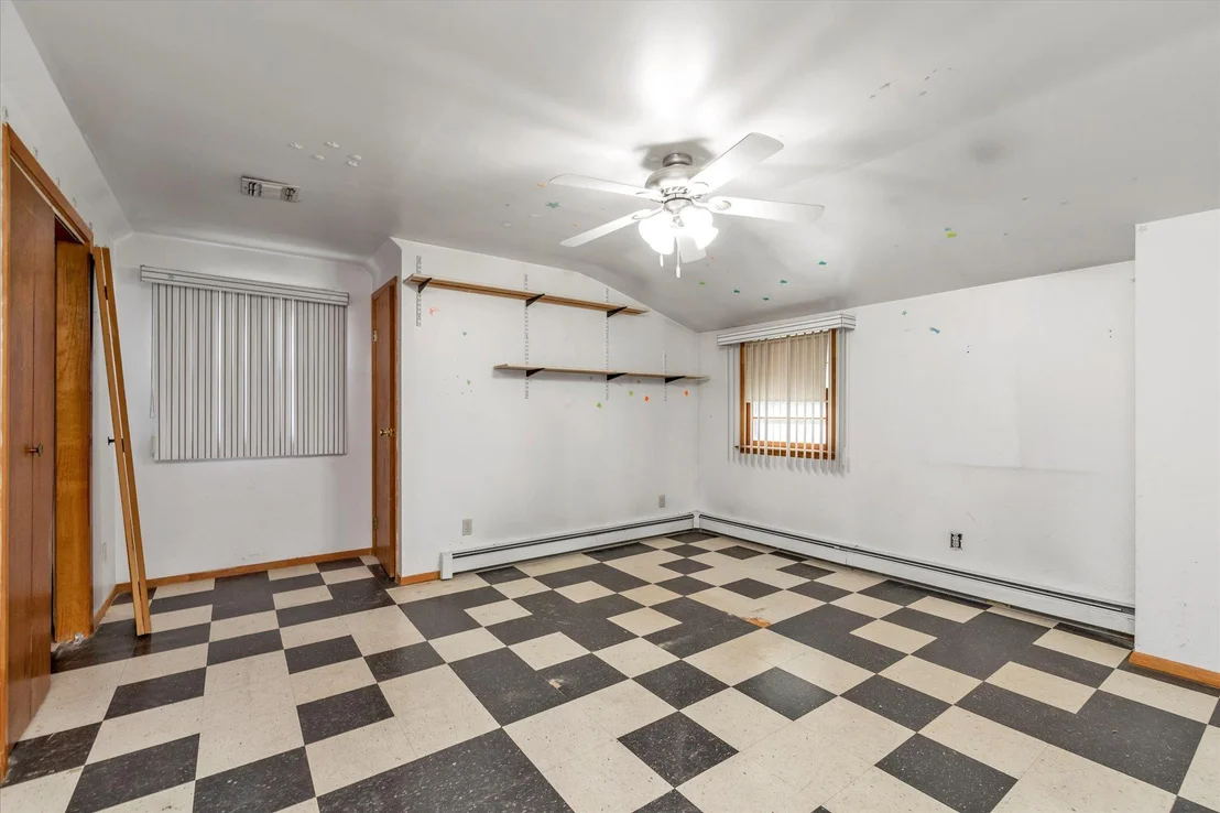 Photo of 920 Clinton Place
