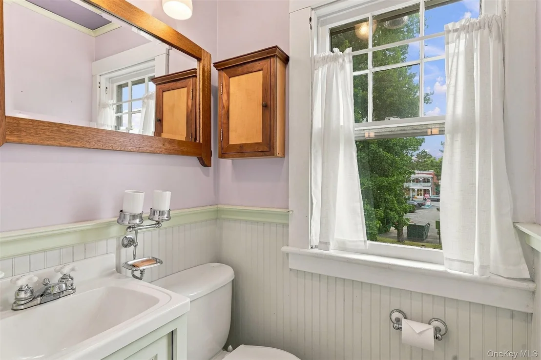 Photo of 27 Clinton Street