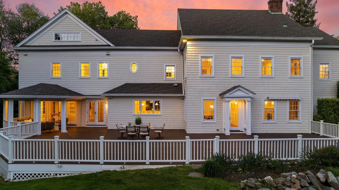 Photo of 723 Boston Post Road