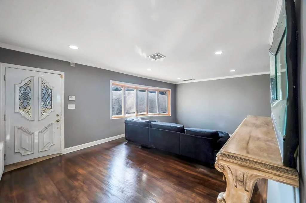 Photo of 82 Royal Drive