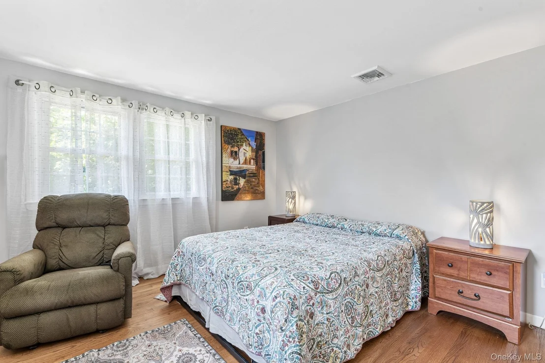 Photo of 103 Harvard Avenue