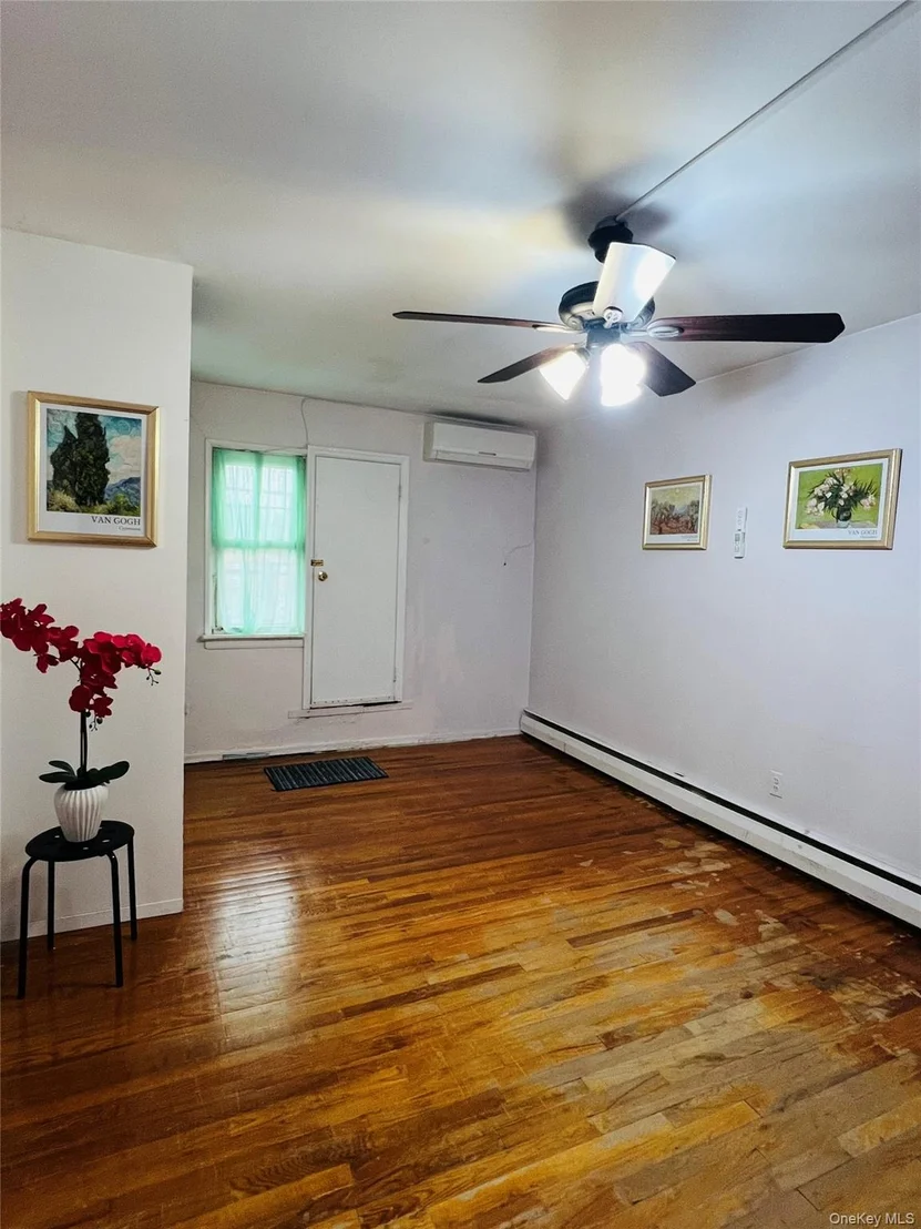 Photo of 152-10 Peck Avenue
