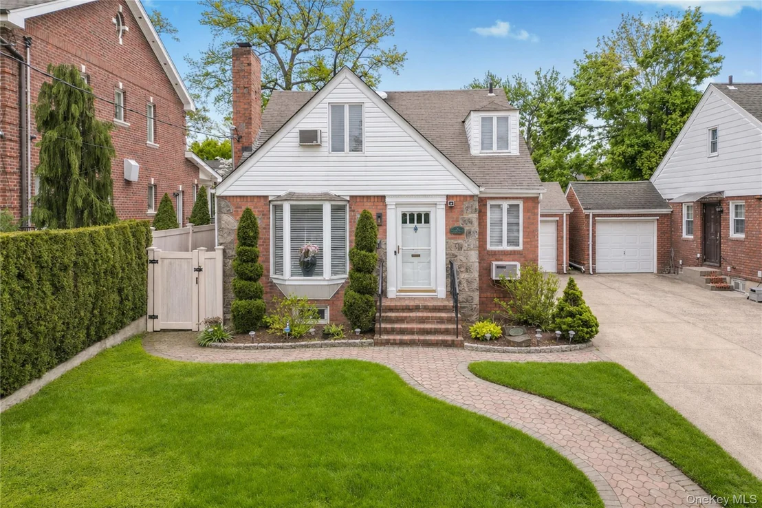 Photo of 21114 33rd Road