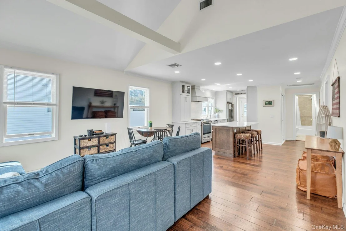 Photo of 39 Ocean Avenue