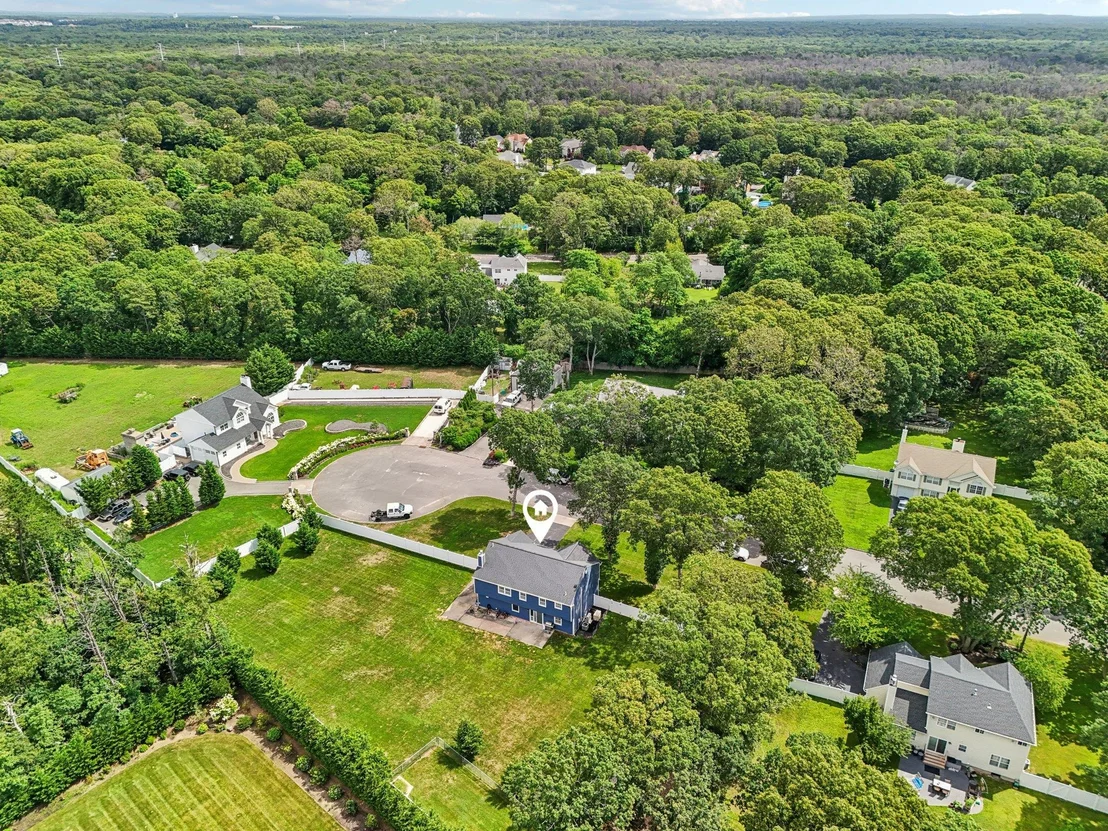 Photo of 2 Sommerset Drive