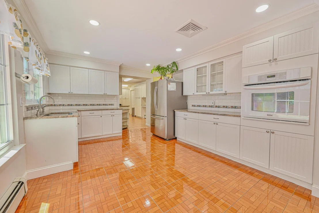 Photo of 239 Walnut Road