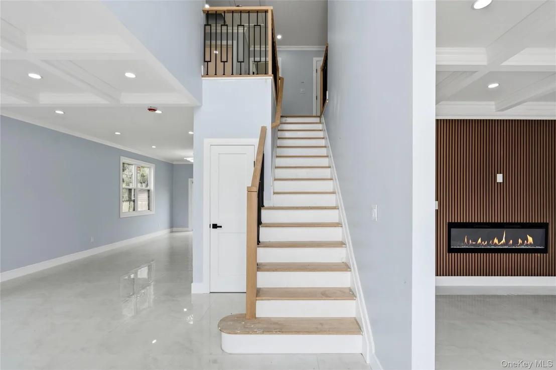 Photo of 145 Bethpage Road